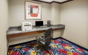 Holiday Inn Express Cleveland Airport - Brook Park By Ihg